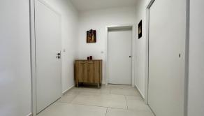 P A L K O V I Č O V A | 3 izbový byt 76m² s lodžiou a pivnicou | BA-NIVY