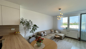 M A L O K R A S Ň A N S K Á | 2 izbový byt 51m² s lodžiou, pivnicou a parkovacím státím | BAIII - RAČA