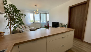 M A L O K R A S Ň A N S K Á | 2 izbový byt 51m² s lodžiou, pivnicou a parkovacím státím | BAIII - RAČA