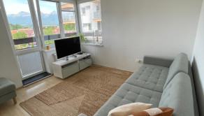 P O P R A D |  2 izbový byt s balkónom s výhľadom na Vysoké Tatry