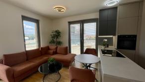 3-izbový apartmán v projekte METROPOLIS   | 2 balkóny  | parking  | downtown