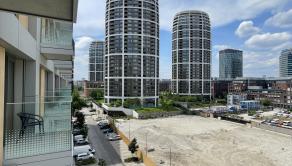 3-izbový apartmán v projekte METROPOLIS   | 2 balkóny  | parking  | downtown