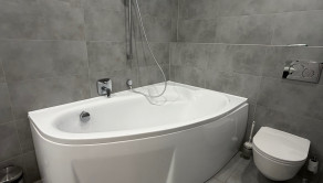 M U D R O Ň O V Á | 4i byt s balkónom a spoločným dvorom | BA I