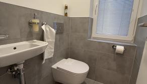 M U D R O Ň O V Á | rodinný dom vhodný na kancelárie | BA I