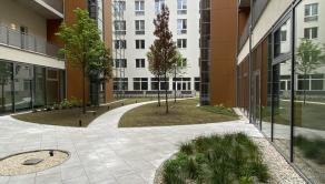 BEZRUČOVA RESIDENCE| Priestorovo veľkorysý 2-izbový byt so šatníkom a garážou pri OC EUROVEA