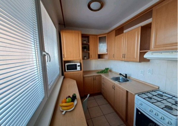 M E D V E Ď O V E J | 1i byt 37 m² | BAV - Petržalka