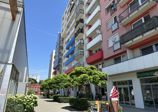 S A R A T O V S K Á | 3i byt 71 m²  | BAIV - Dúbravka