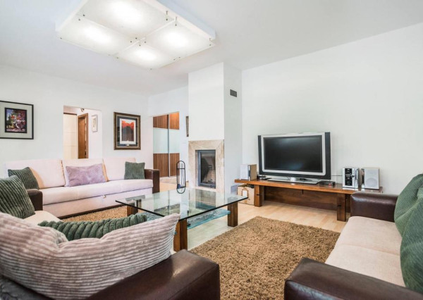 TATRANSKÁ  LOMNICA |  5i byt 146m2 + terasa 40m2 + parking |  T A T R Y