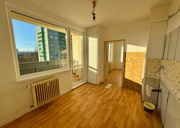 R E Z E R V O V A N É | 1 izbový byt 41m²  s 2 lodžiami | K O Š I C E