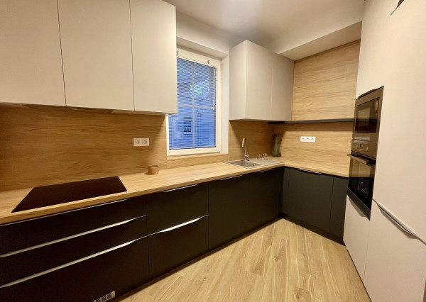 Unfurnished 4-room apartment with balcony and garage - TICHÁ