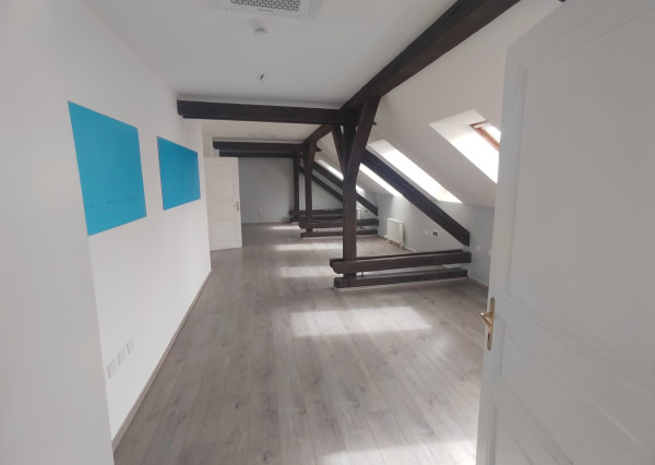 T O L S T É H O | podkrovný nebytový priestor 55 m²  | BA I - Staré Mesto