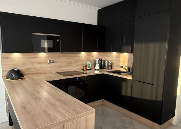 R E Z E R V O V A N É |  3i byt 69m² +  3 balkóny 9m²  | BAV - Petržalka