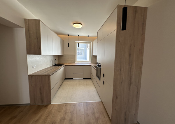 STUPAVA | Príjemný 3-izbový 120m2 klimatizovaný byt po novej rekonštrukcii s parkovaním pre 3autá