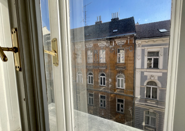 T O L S T É H O |  nebytový priestor 17,83 m²  | BA I - Staré Mesto