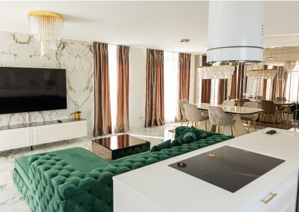 Luxusný mezonet 135 m² | terasa 150 m² |  parkovanie | LUŽNÁ